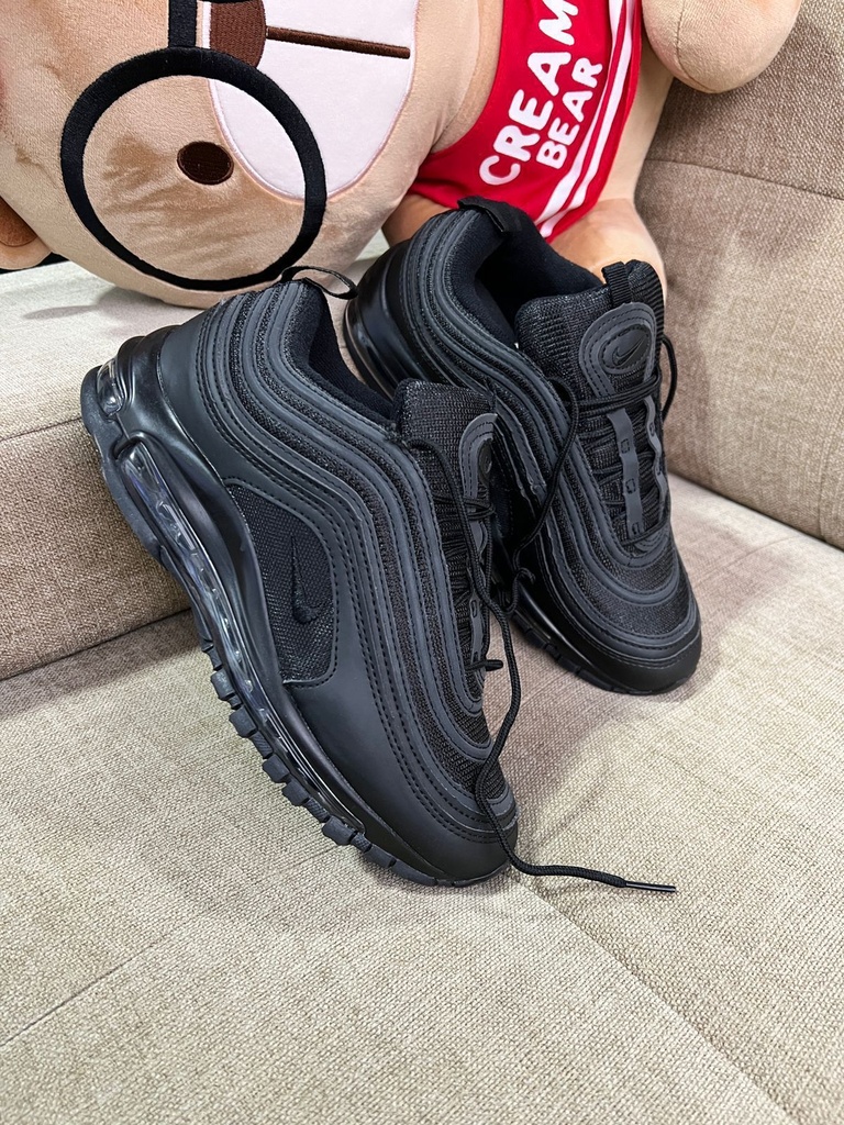 Nike 2000 Todo Negro NK504