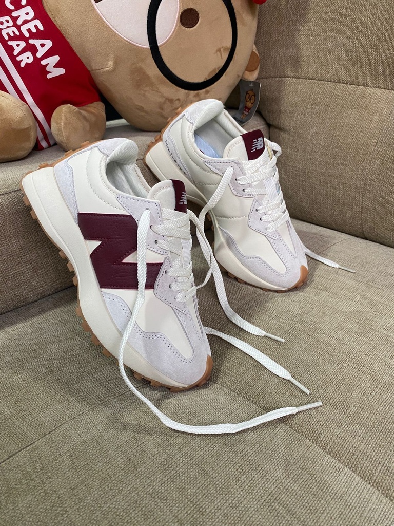 New Balance 327 Beige Vinotinto NB84