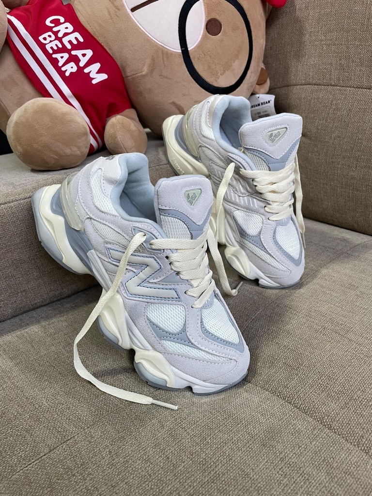New Balance 9060 Beige NB101