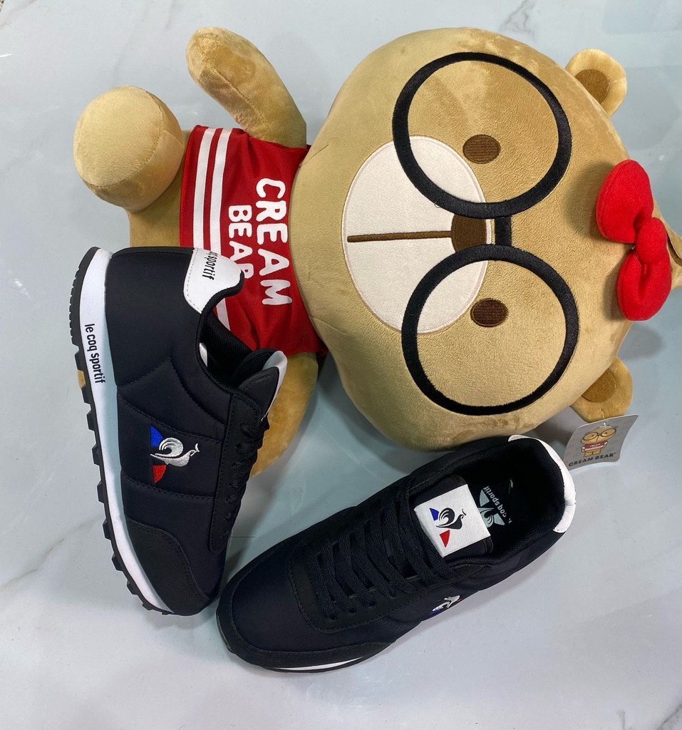 Le coq Sportif Negro Blanco LC70