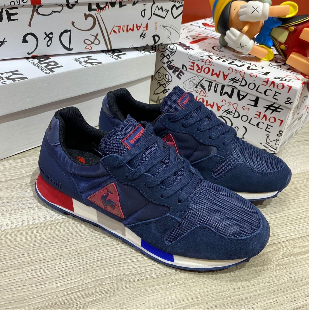 Le Coq Azul Rojo LC54