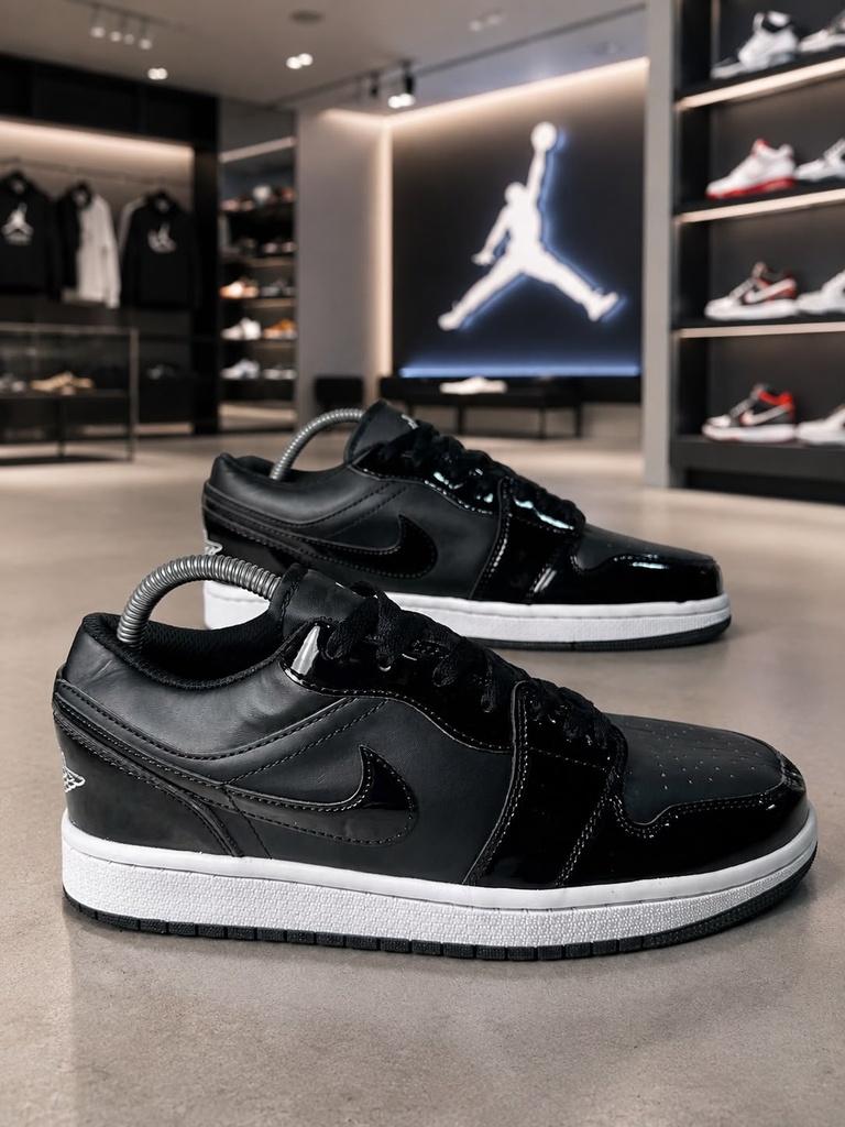 Jordan Retro 1 Bajito Negro Charol JD190