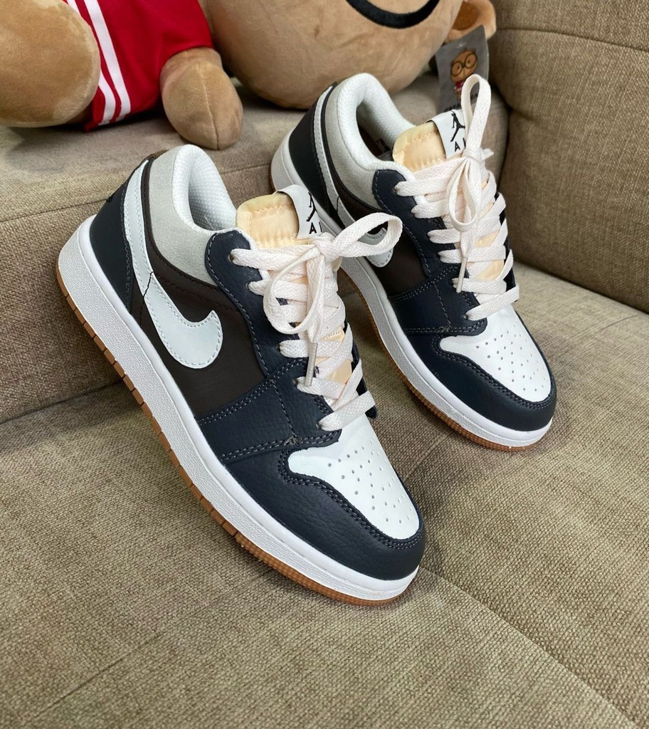 Jordan Retro 1 Bajito Turqui Suela Goma JD191