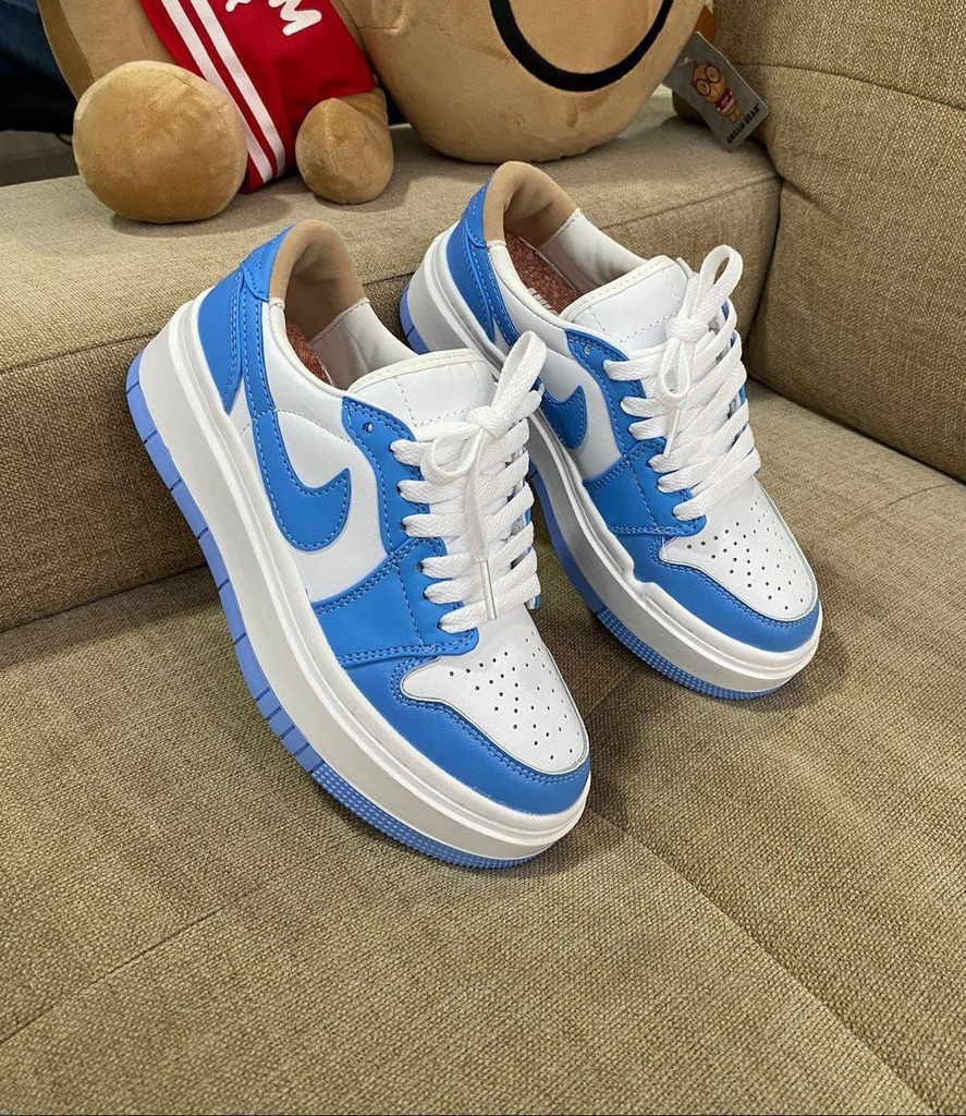 Jordan Retro 1 Elevate Blanco Azul JD214
