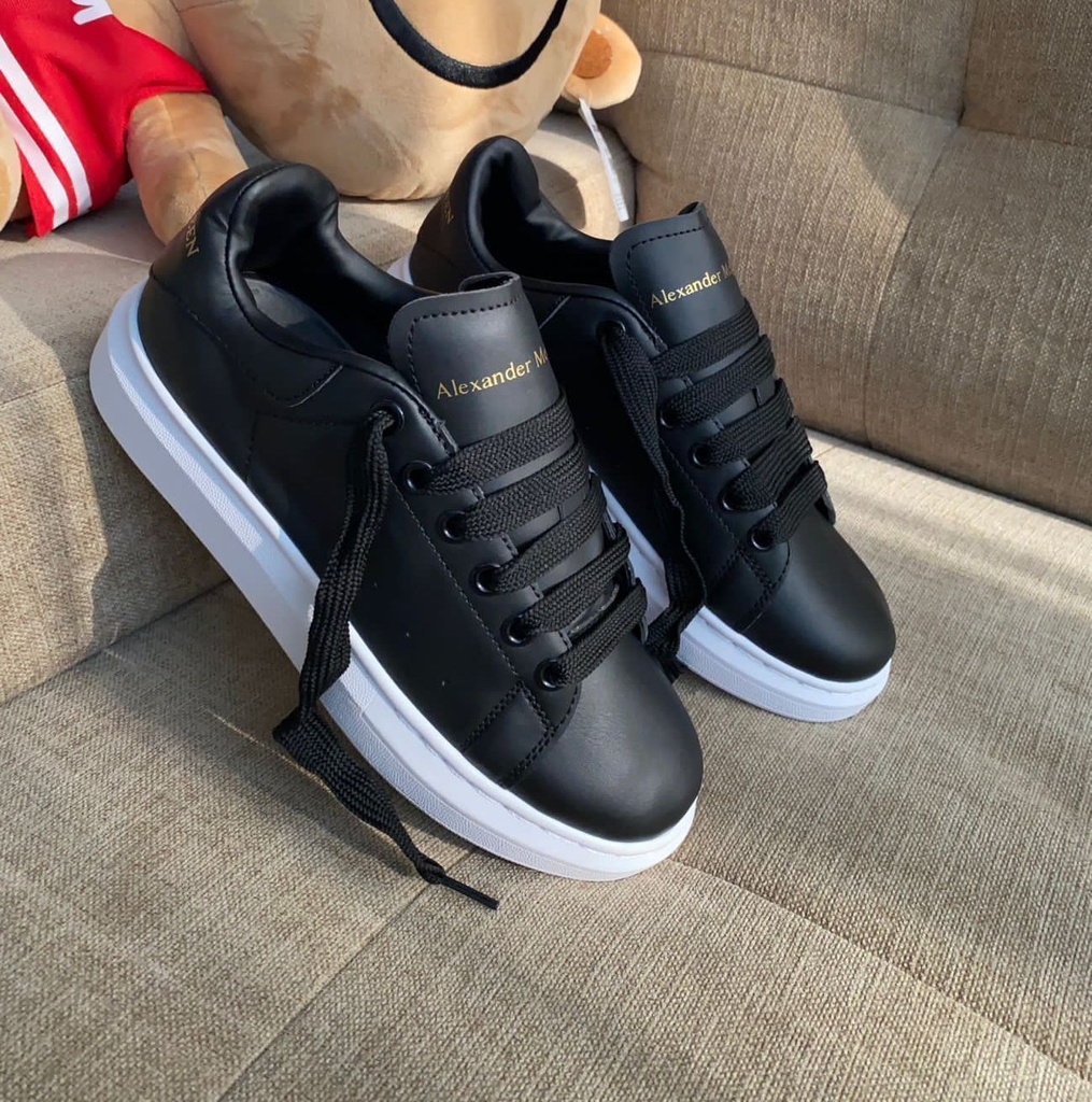 Alexander Mcqueen Negra Blanca MQ6