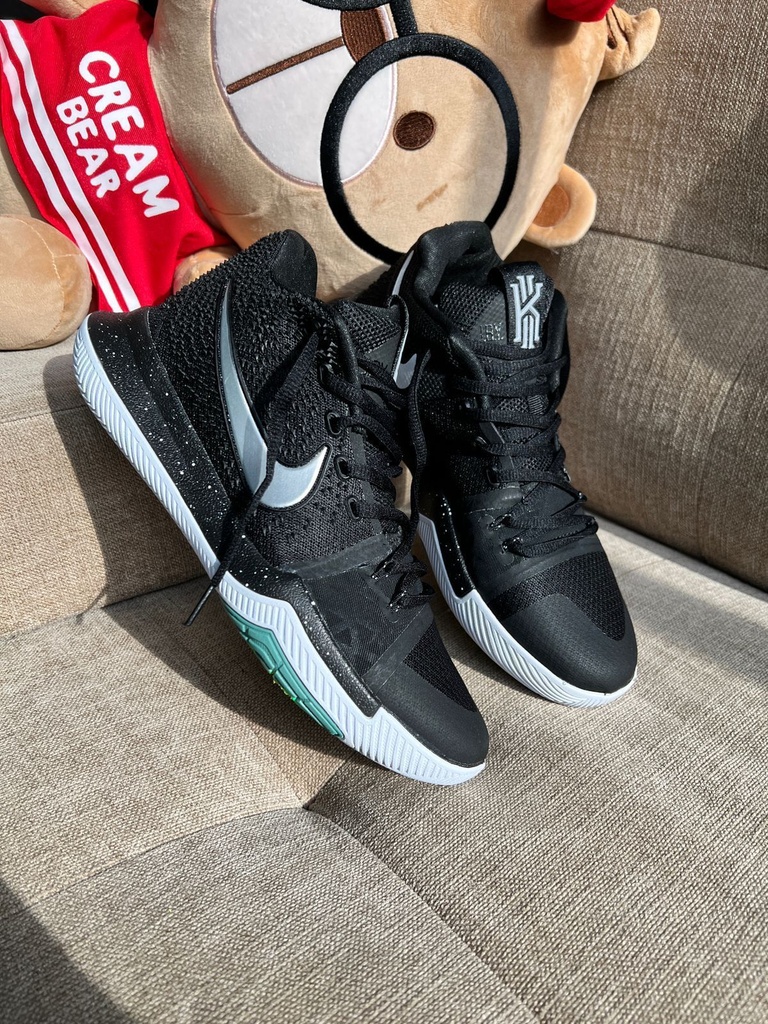 Nike Kirie Bota Negro Todo NK732