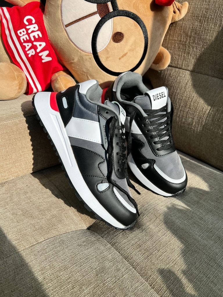 Diesel S-KB Negro Blanco Rojo DL45