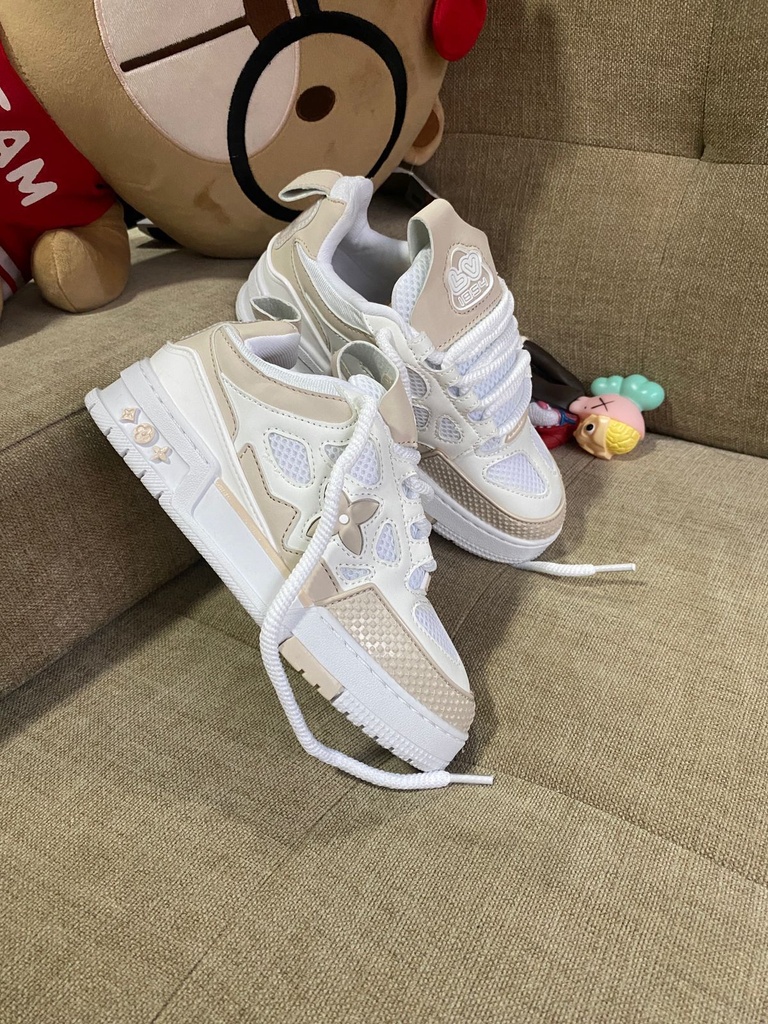 Louis Vuitton Beige MS LV70