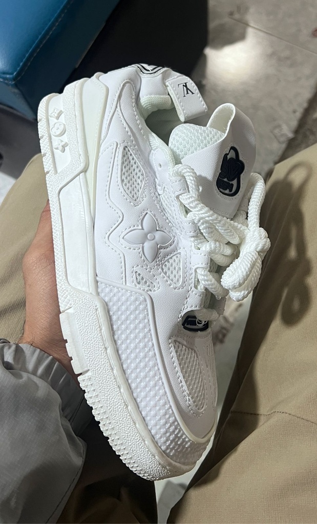 Louis Vuitton Blanco Todo LV65