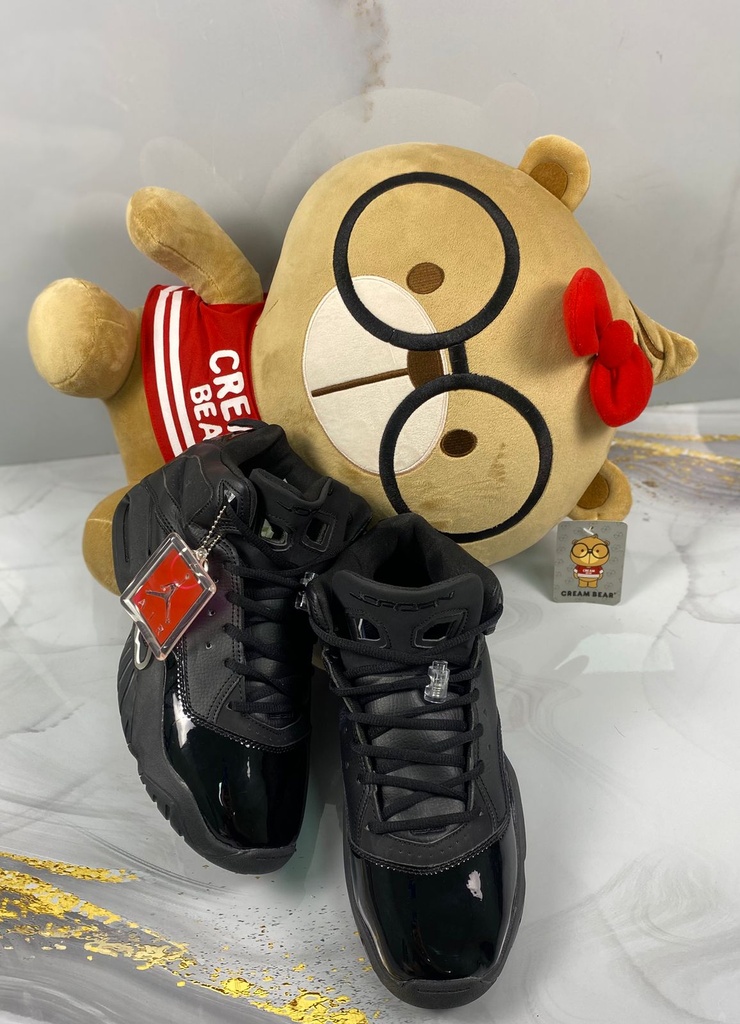 Jordan Royal Negro Todo JD240