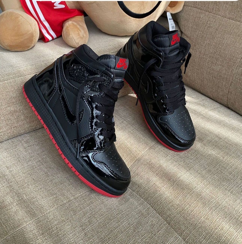 Jordan Retro 1 Bota Negra Charol Roja JD181