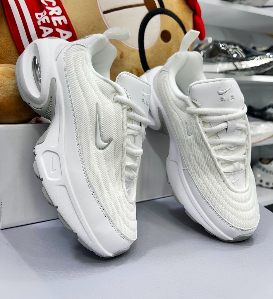 Nike Portal Blanco NK766