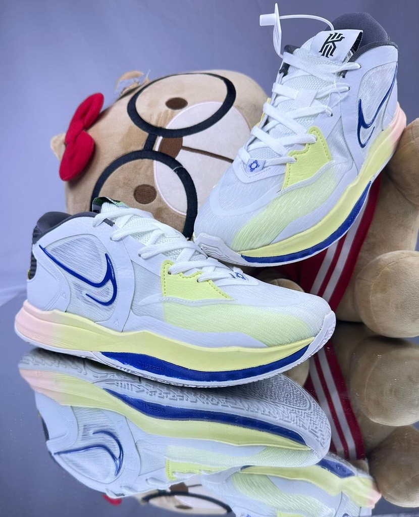 Nike Kyrie Talon Palo Rosa NK430