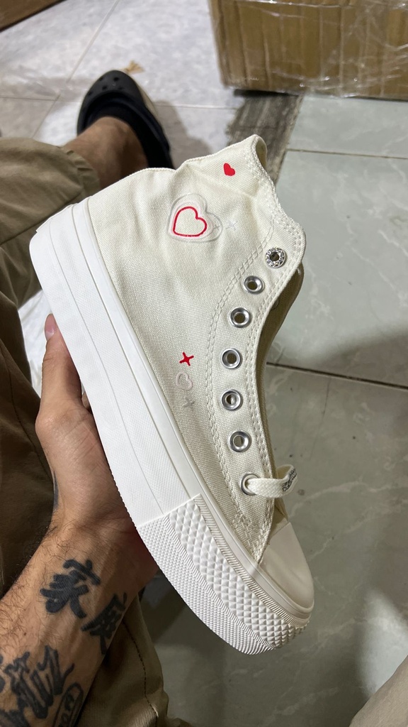 Converse Bota Beige Suela  Corazon Cv100