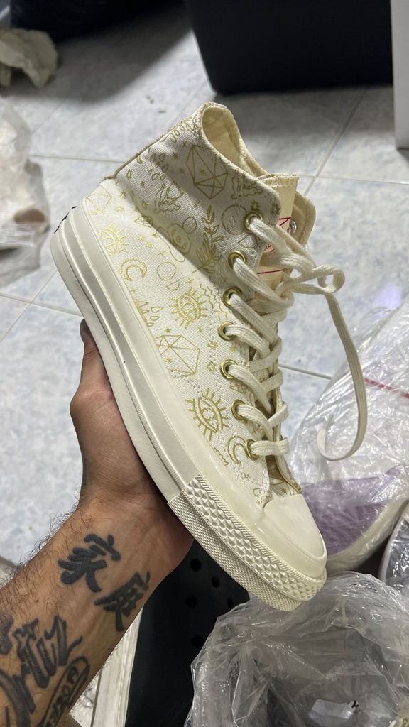 Converse Bota Beige Dorado CV55