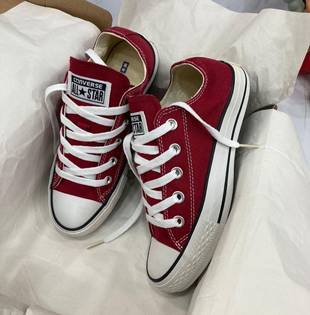 Converse Clasico Negro Vinotinto