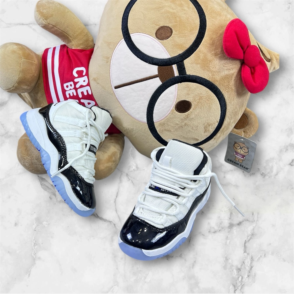 Jordan Retro 11 Bota Blanco Negro NN114