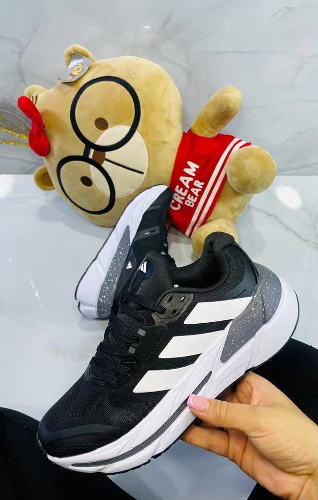 Adistarcs Negra-Blanca 