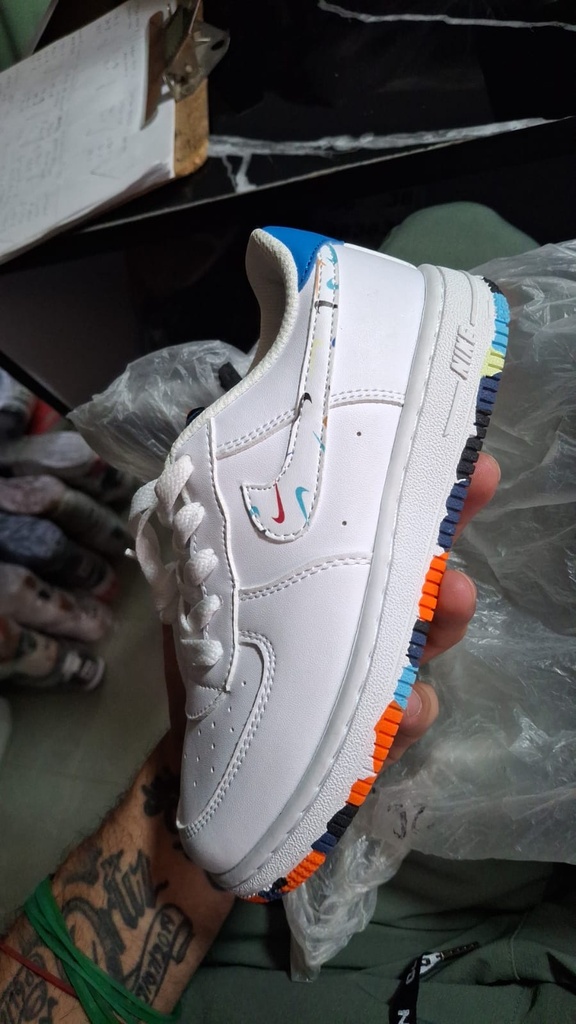 Nike AF1 Niño Blanco Azul Suela Colores NN74