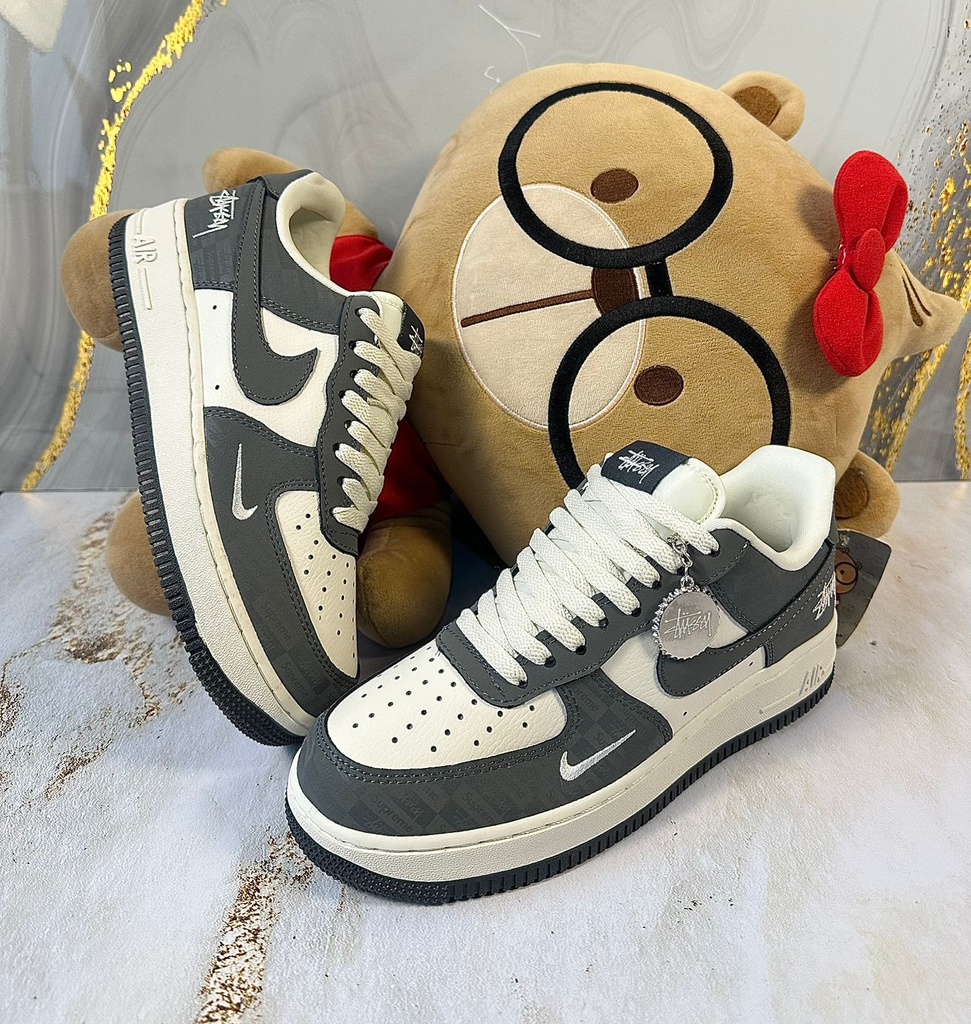 Nike AF1 Gris-Beige(supreme)