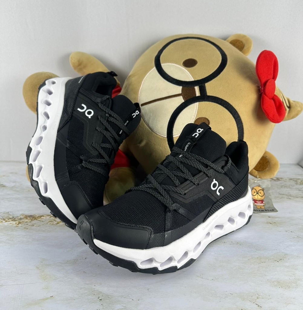 OnCloud Negro-Blanco