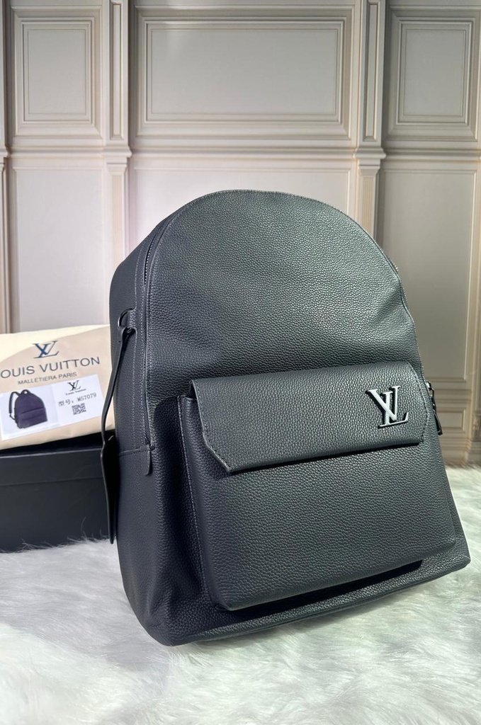 Maletin LOUIS VUITTON LOGO TODO NEGRO