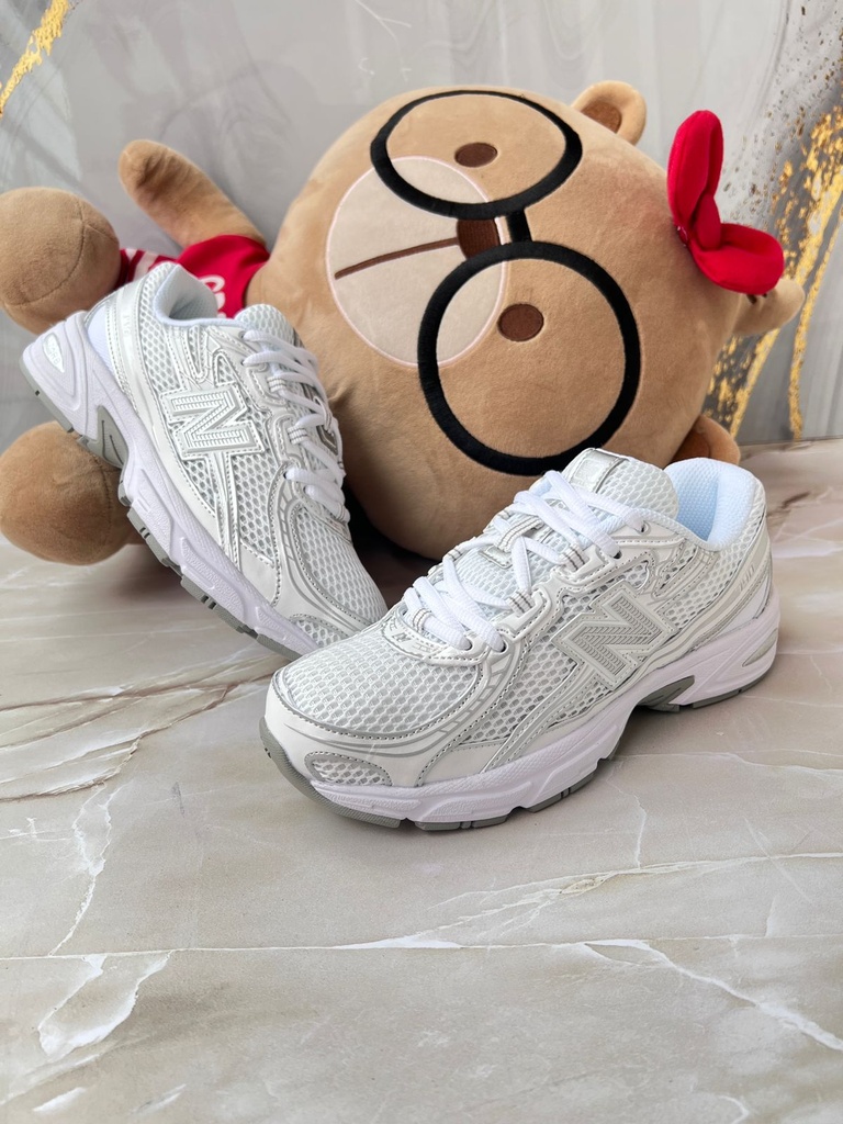 New Balance 740 Blanco Plateado