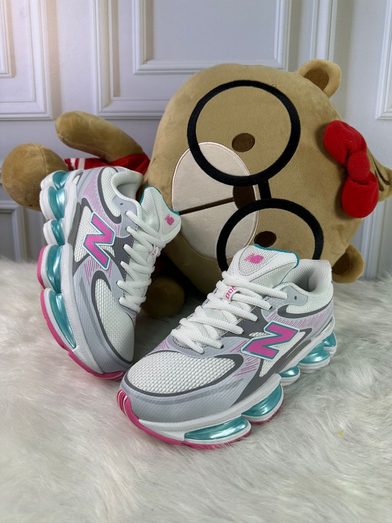 New Balance 2000 Blanco Suela Rosada