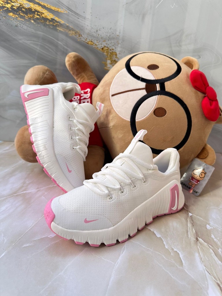 Nike Metcon Blanca Rosado