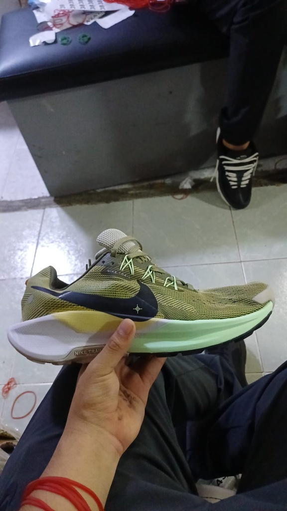 Nike Trail Verde Militar Suela Blanca