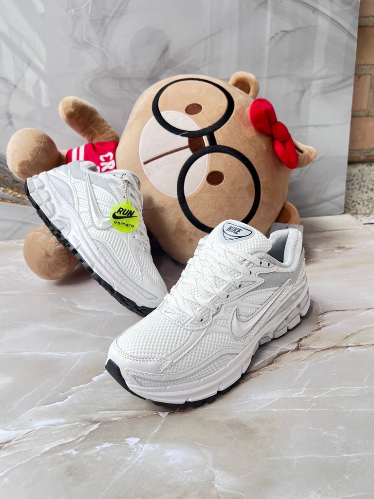 Nike Vomero 6 Blanca-Gris