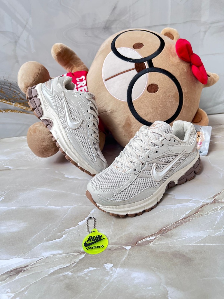 Nike Vomero 6 Beige Cafe