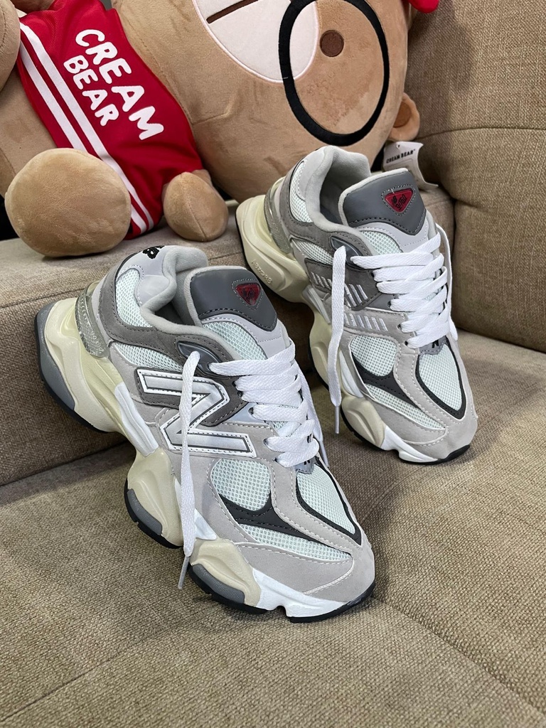 New Balance 9060 Gris Blanco #1
