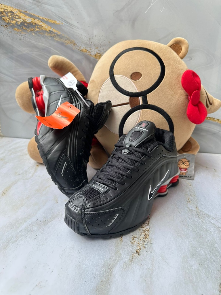 Nike Shox Negro-Rojo