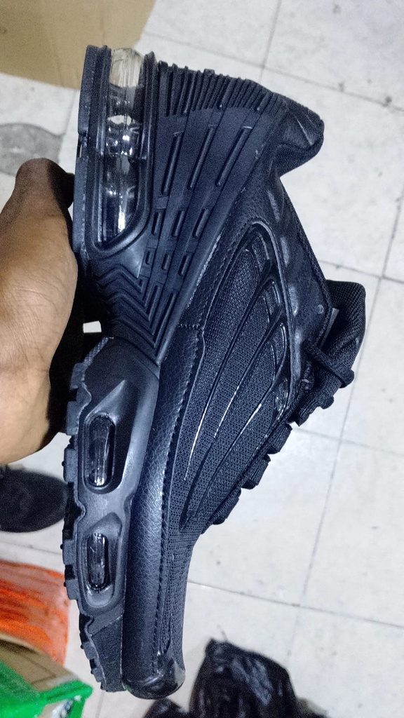 Nike Tn Plus Negro todo