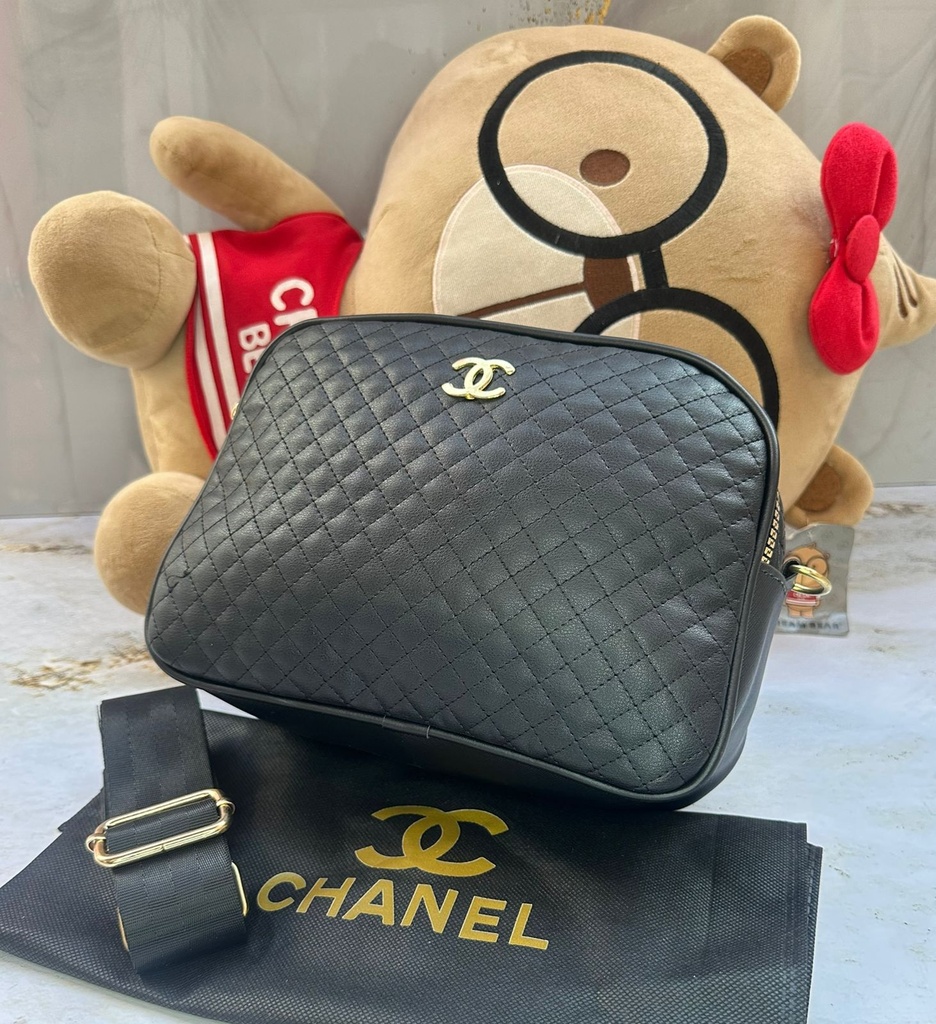 Carriel Chanel Negro #44  