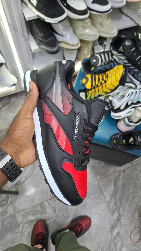 Reebok Anuel Negro-Rojo