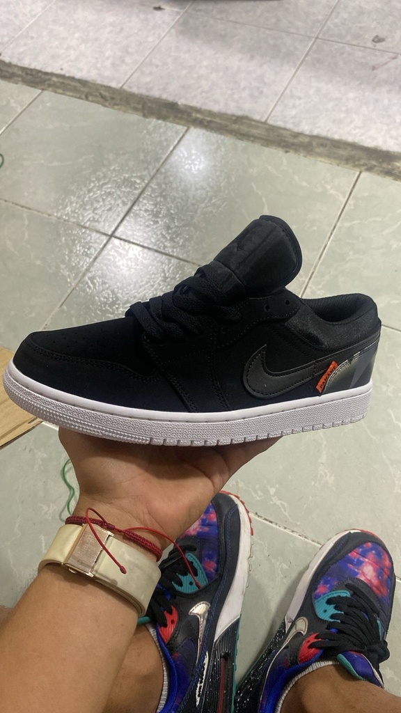 Jordan Retro 1 Low PSG