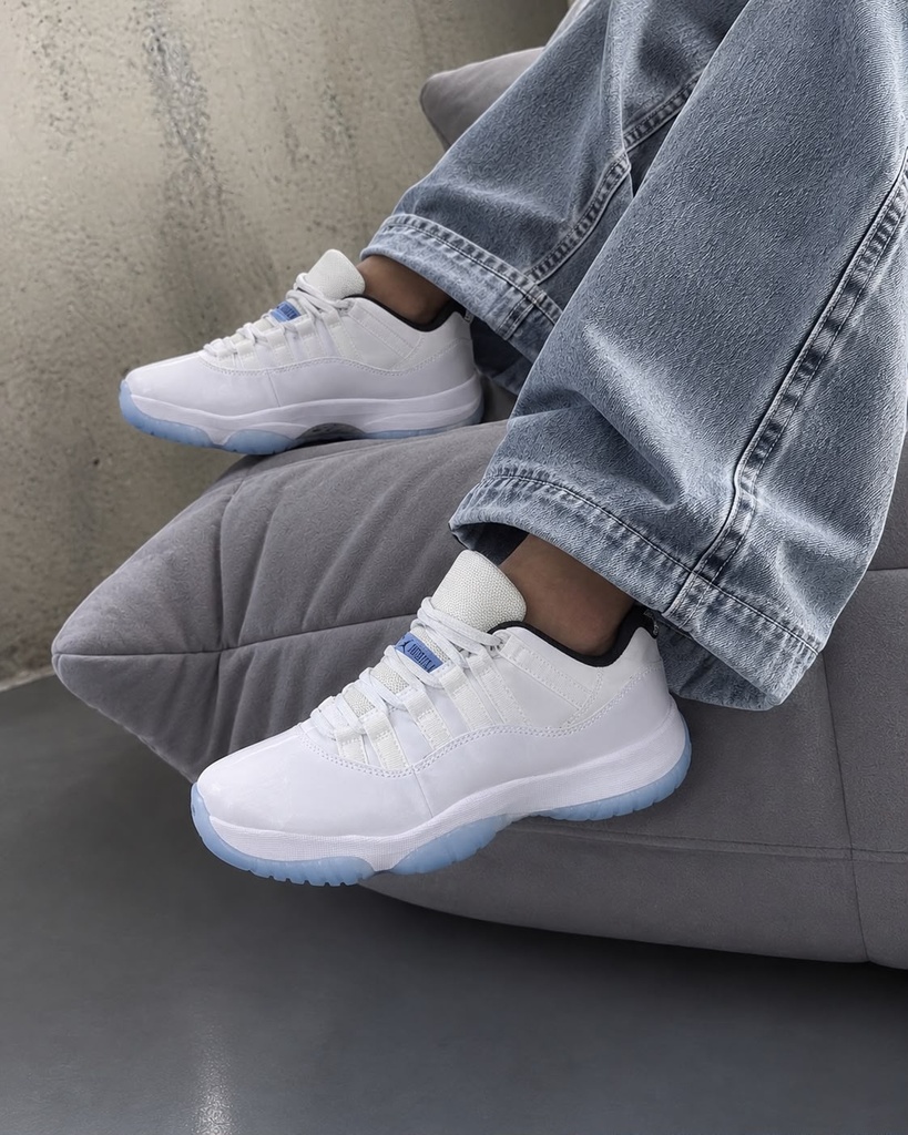 Jordan Retro 11 Bajito Blanco Azul 