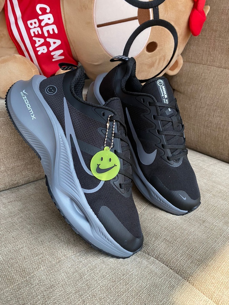 Nike Zoom Carita Negro Suela Gris NK753