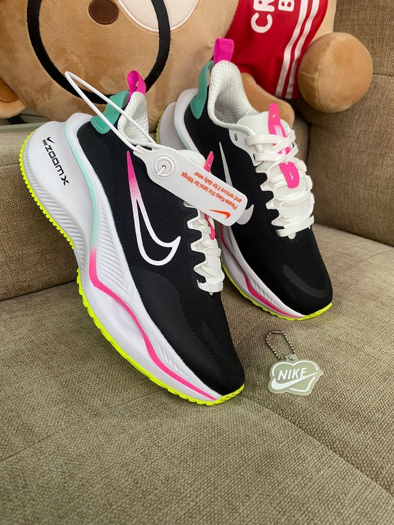 Nike ZoomX Negro Colores NK748