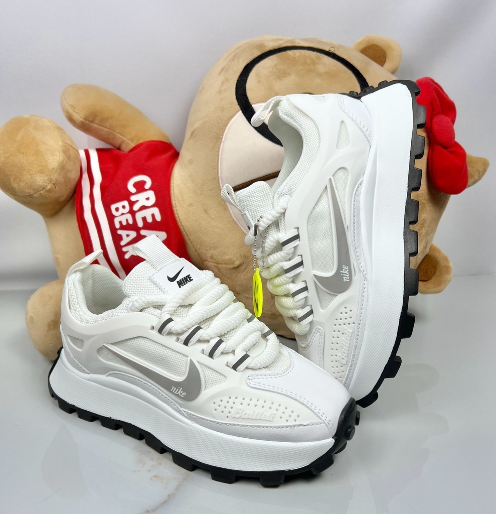 Nike Bailleli Blanco Chulo Gris NK720