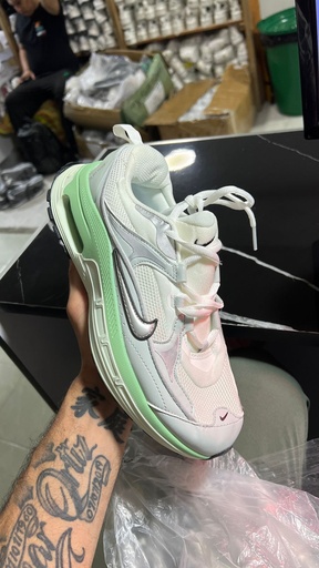 Nike Bliss Verde Menta NK458