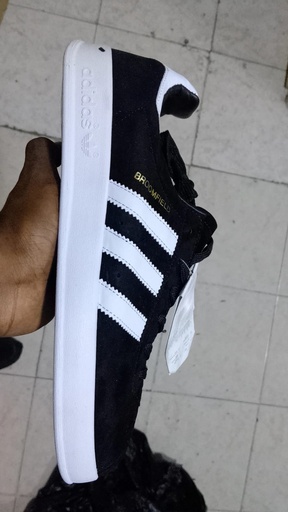 Adidas Broomfield Negro Blanco AD80