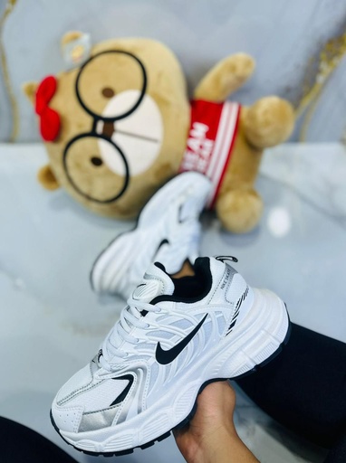 Nike Skate Blanca Chulo Negro