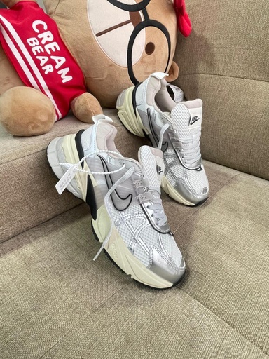 Nike Cushlom Beige-Gris 