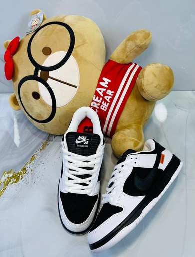 Nike Sb Dunk Low Pro Negro Blanco 