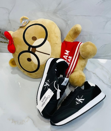 Calvin Klein Negra Blanca