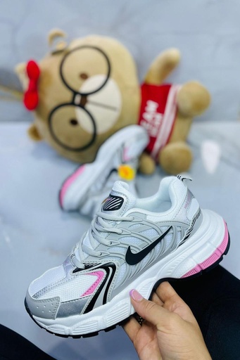 Nike Skate Gris Rosado