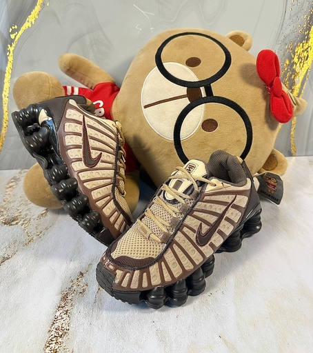 Nike Shox Gusano Cafe